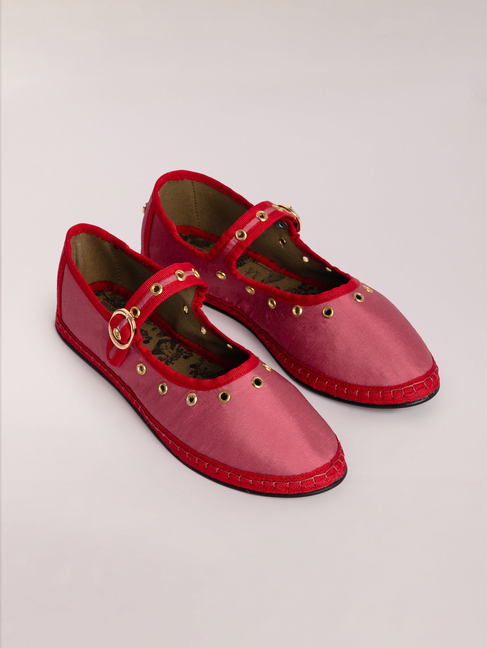 MARY JANE STUDS SATIN PINK