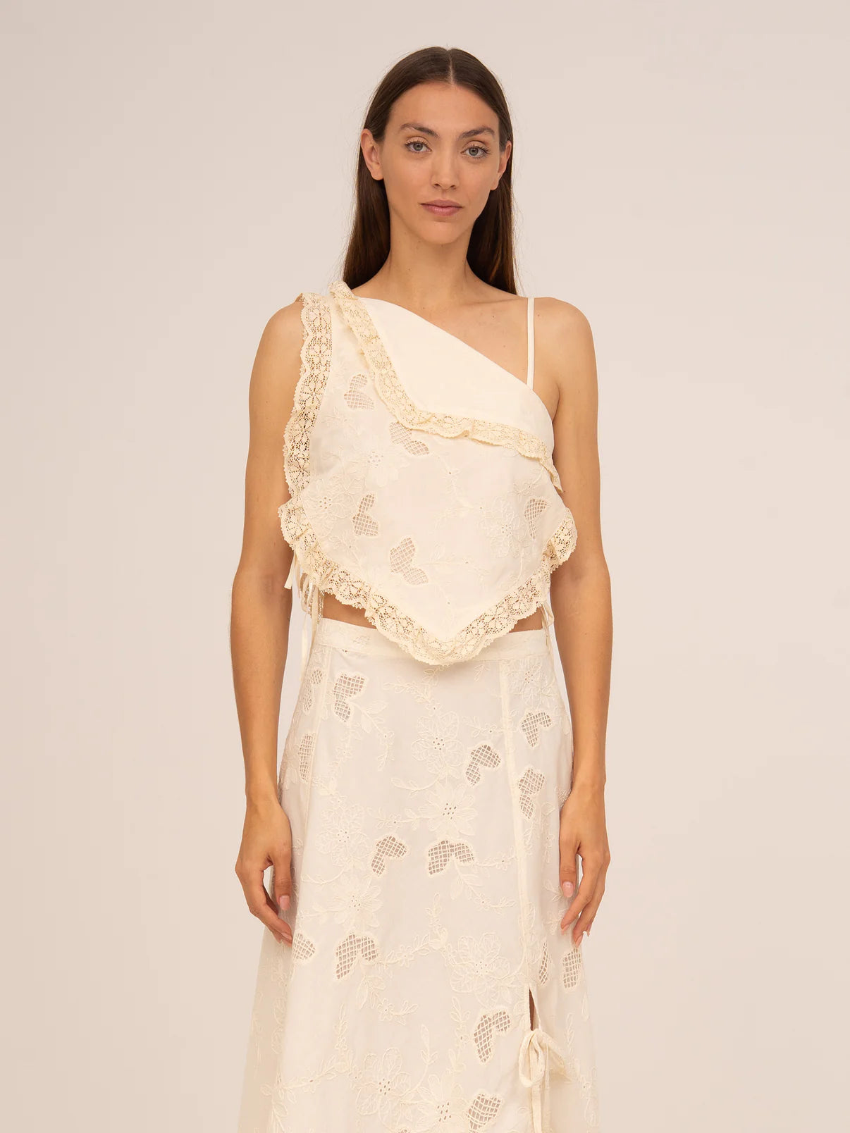 SUNLIT ASYMMETRIC SET