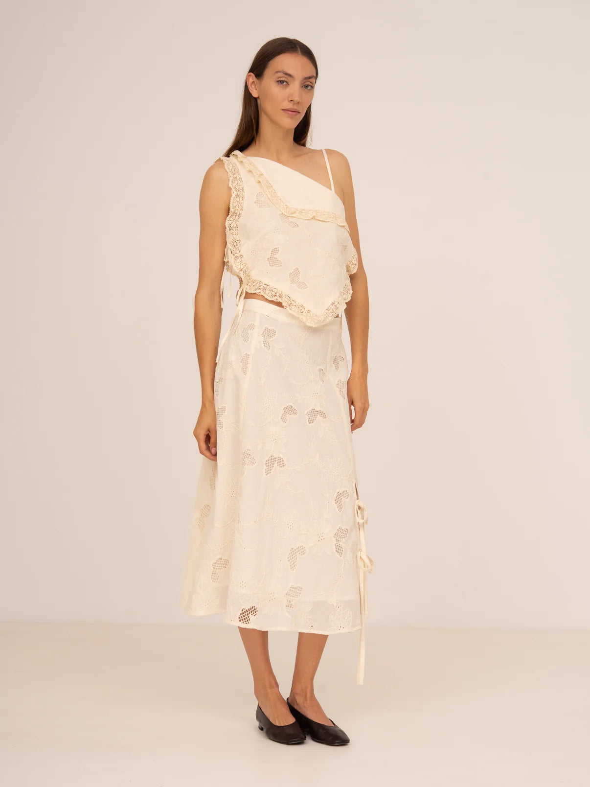 SUNLIT ASYMMETRIC SET
