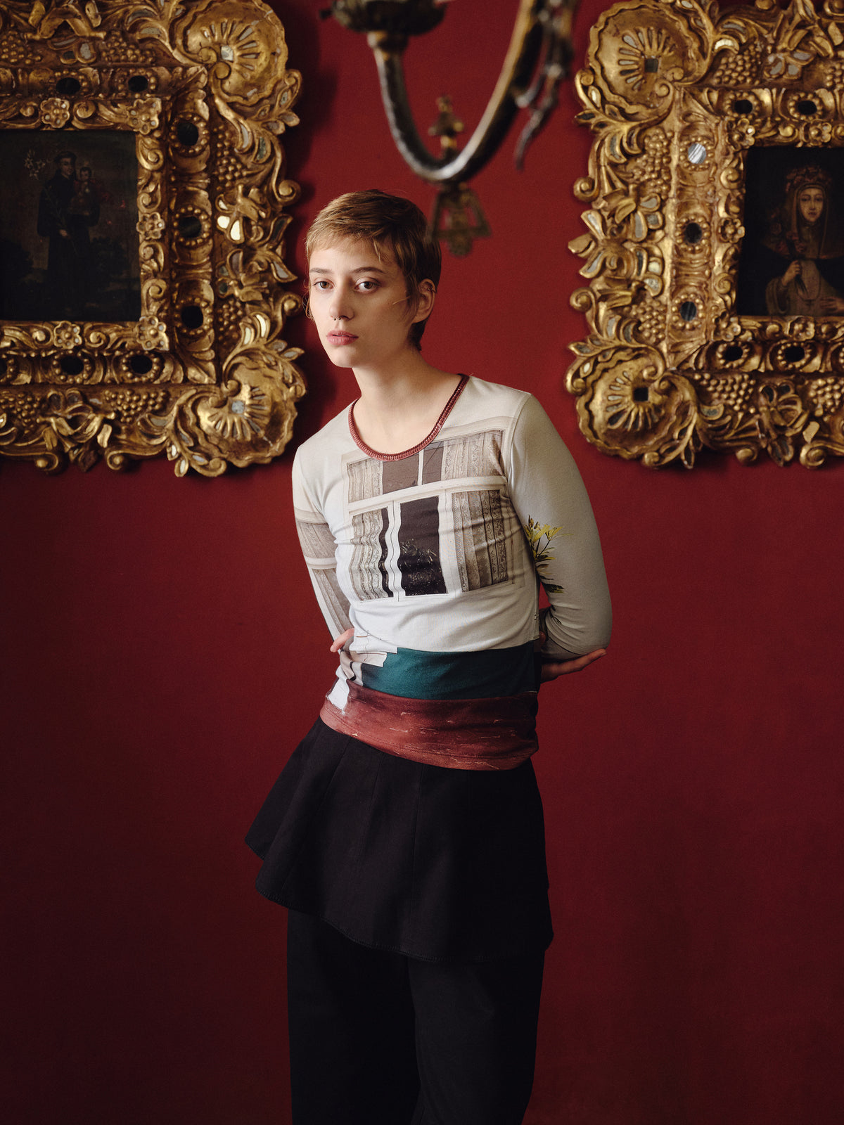 LA BANCA LONG SLEEVE TOP